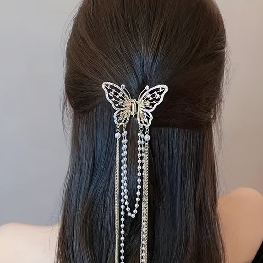 NEW❗️Elegant Silver Butterfly Hair Clip. Butterfly hair accessories. 🦋 B2-109
